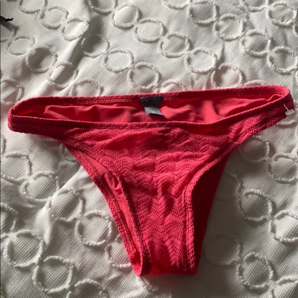 Swim bottoms size small